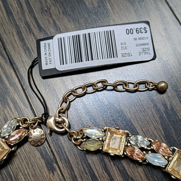 Statement necklace NWT - Picture 3 of 3